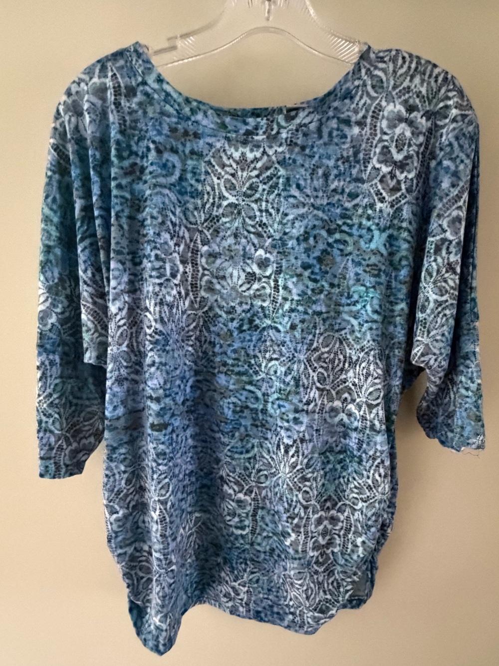 Art and Soul Blue Green Design Blouse Top Size Medium